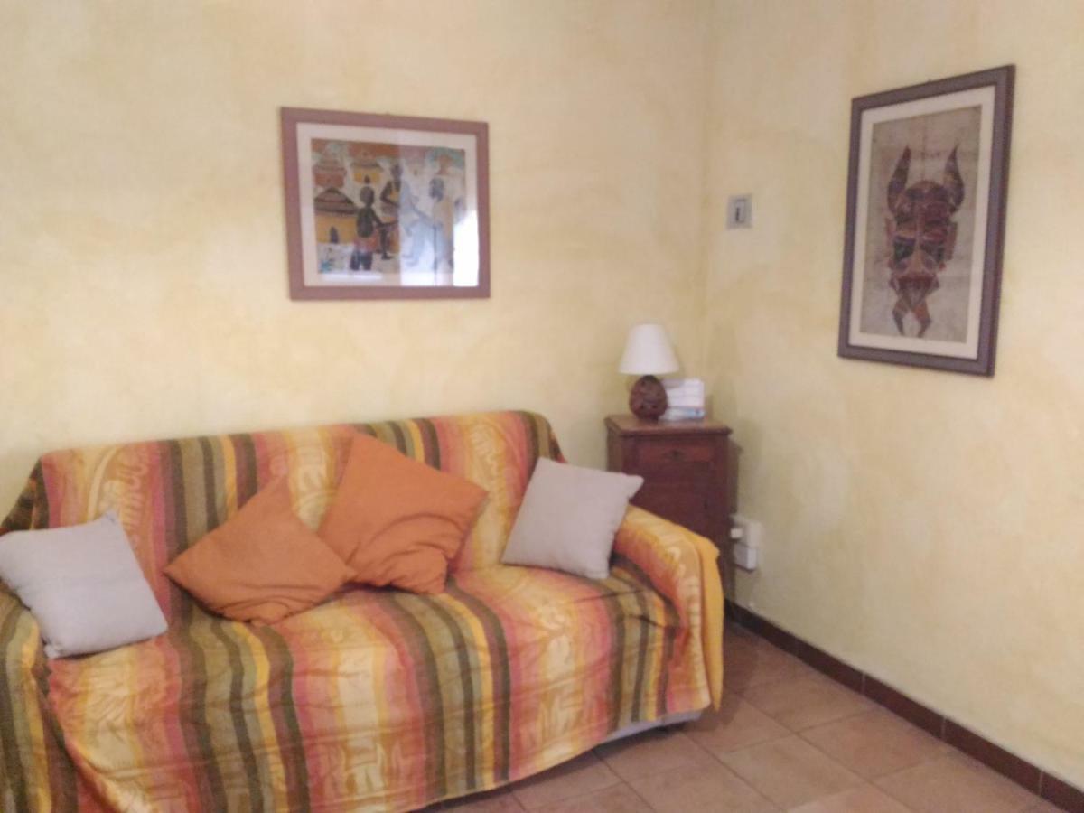 A Casa Di Gloria Apartment Acqui Terme ภายนอก รูปภาพ