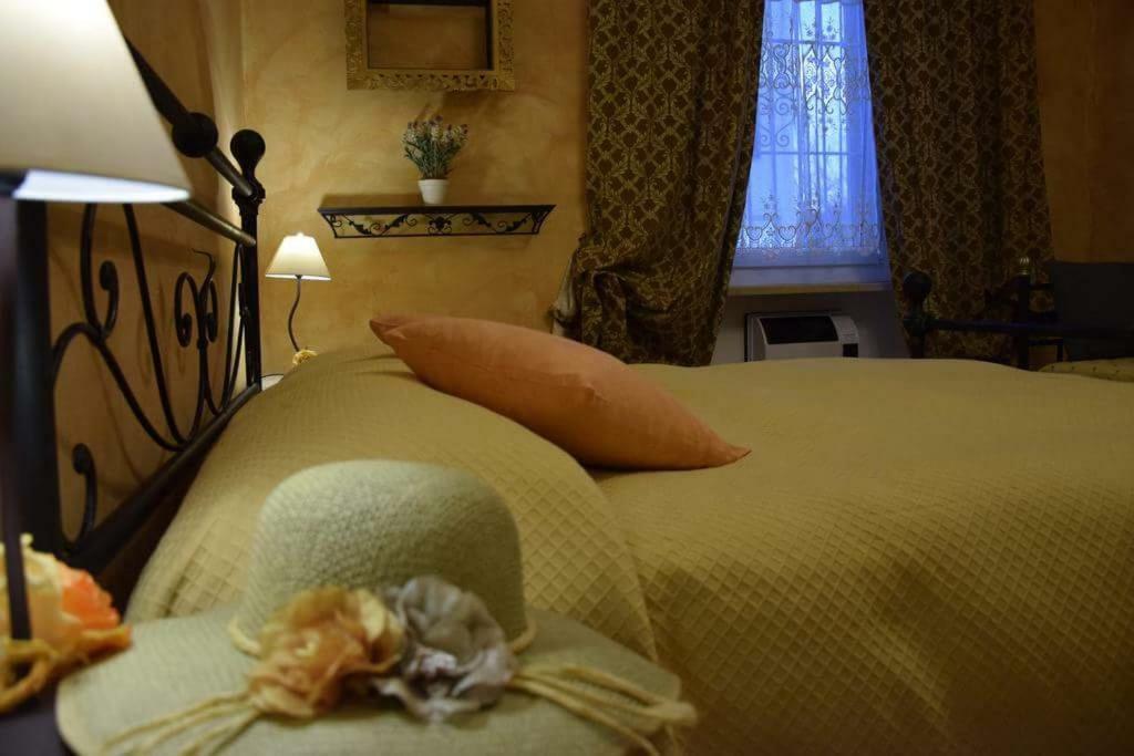 A Casa Di Gloria Apartment Acqui Terme ภายนอก รูปภาพ